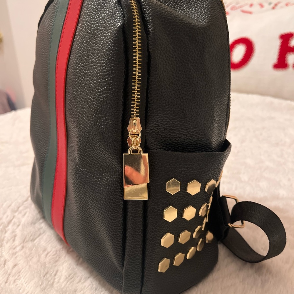 Backpack - Picture 2 of 2